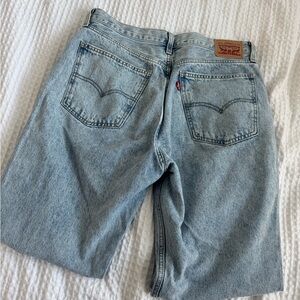 Levi Low Pro Jeans